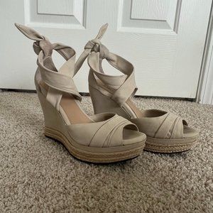 Ugg Wedge Tie-Up Sandal Cream 9.5